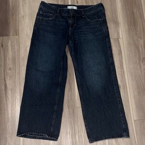 Hollister Low Rise Baggy Jeans 10s